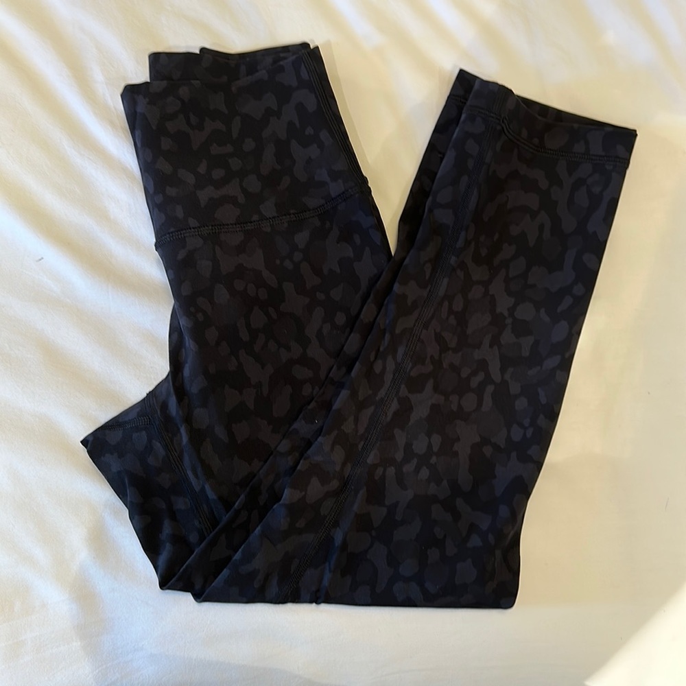 Lululemon crop legging - 4 leopard
